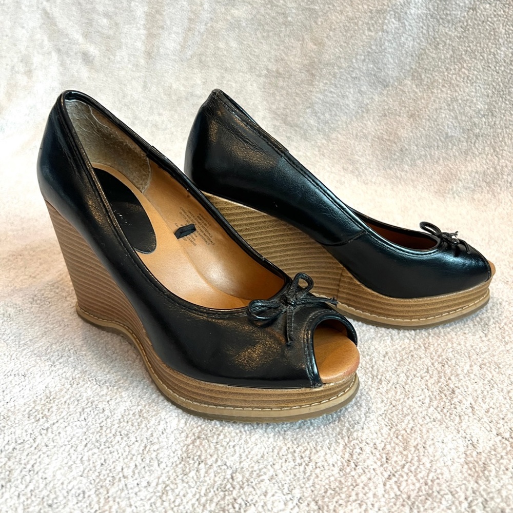 Old Navy Open Toe Wedge Heels-Women’s Size 6